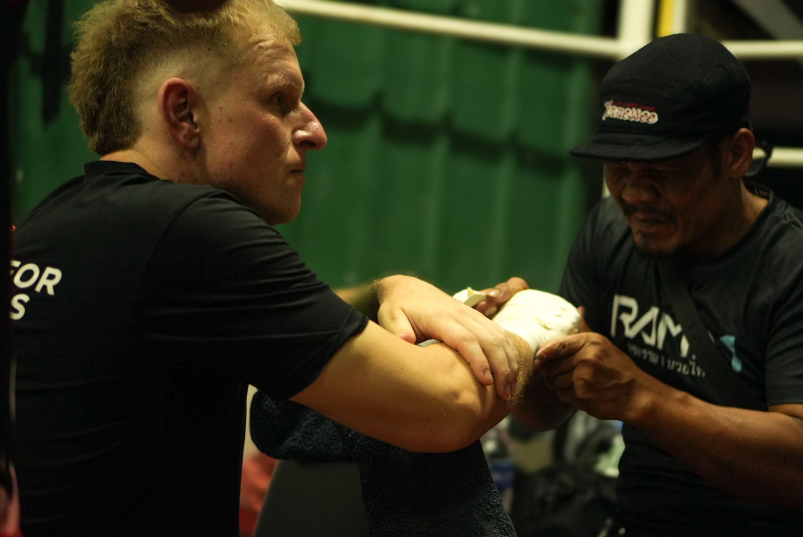Hand wrapping with coach